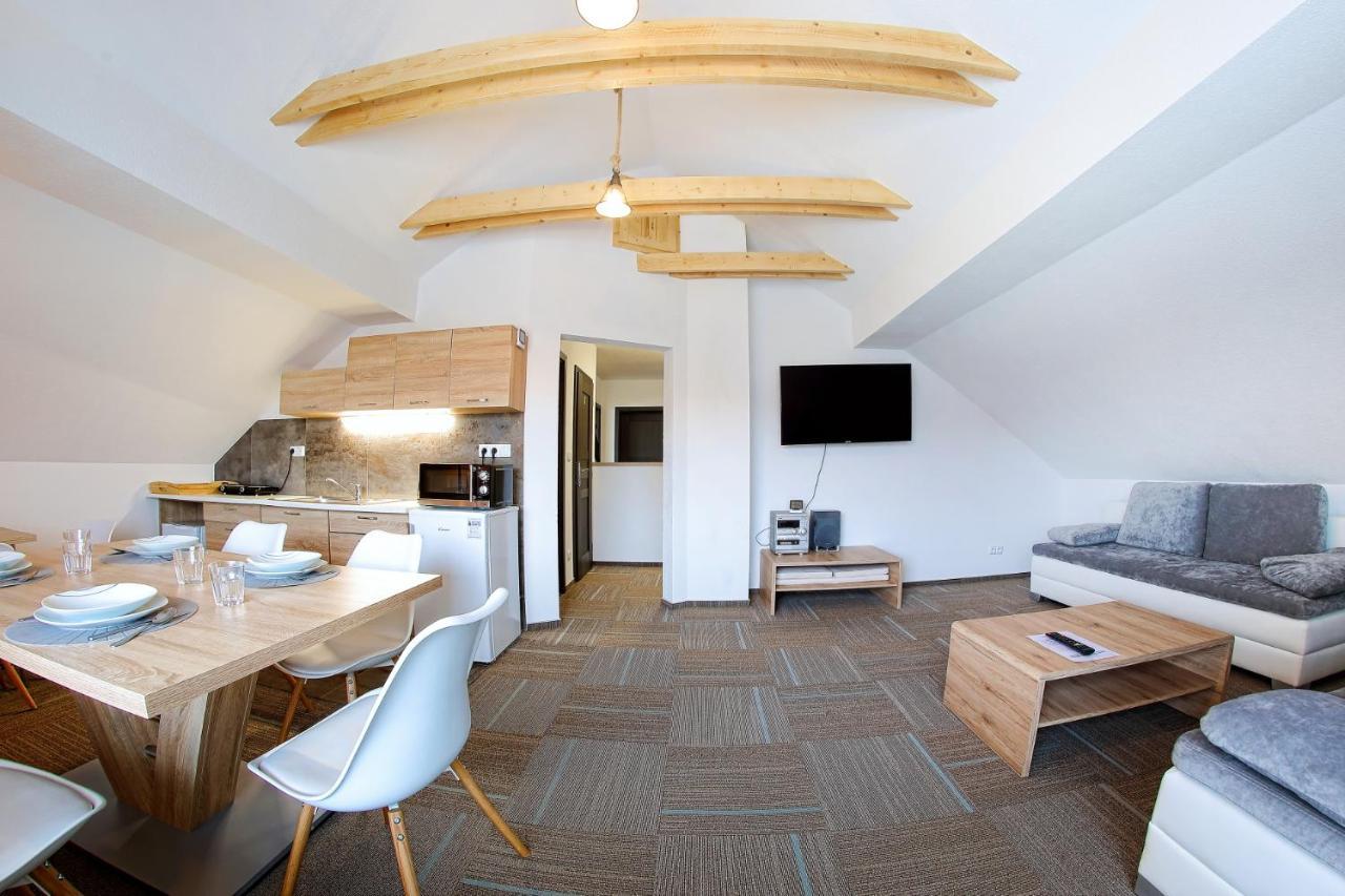 Apartmany Za Rohom Liptovsky Mikulas Exterior photo